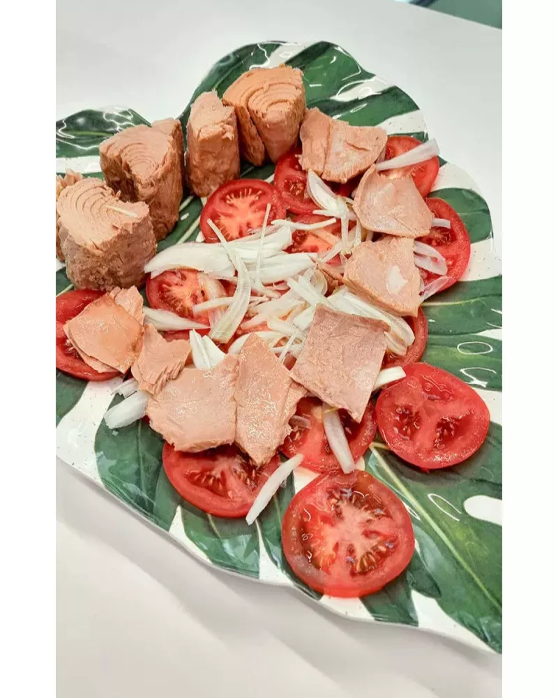 La Brújula Atún claro tronco en aceite de oliva 990gr, emplatado
