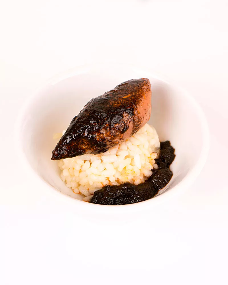 La Brújula Calamares Rellenos en su Tinta 10 12 Piezas, emplatado