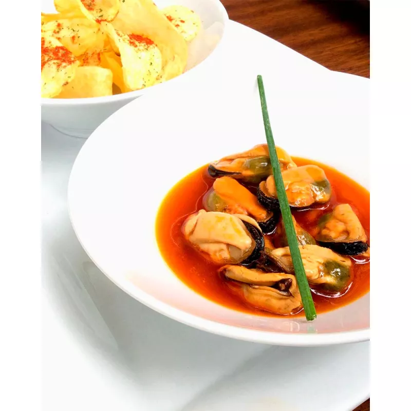 La Brújula Mejillones en Escabeche Fritos DOP 8 10 piezas, emplatado