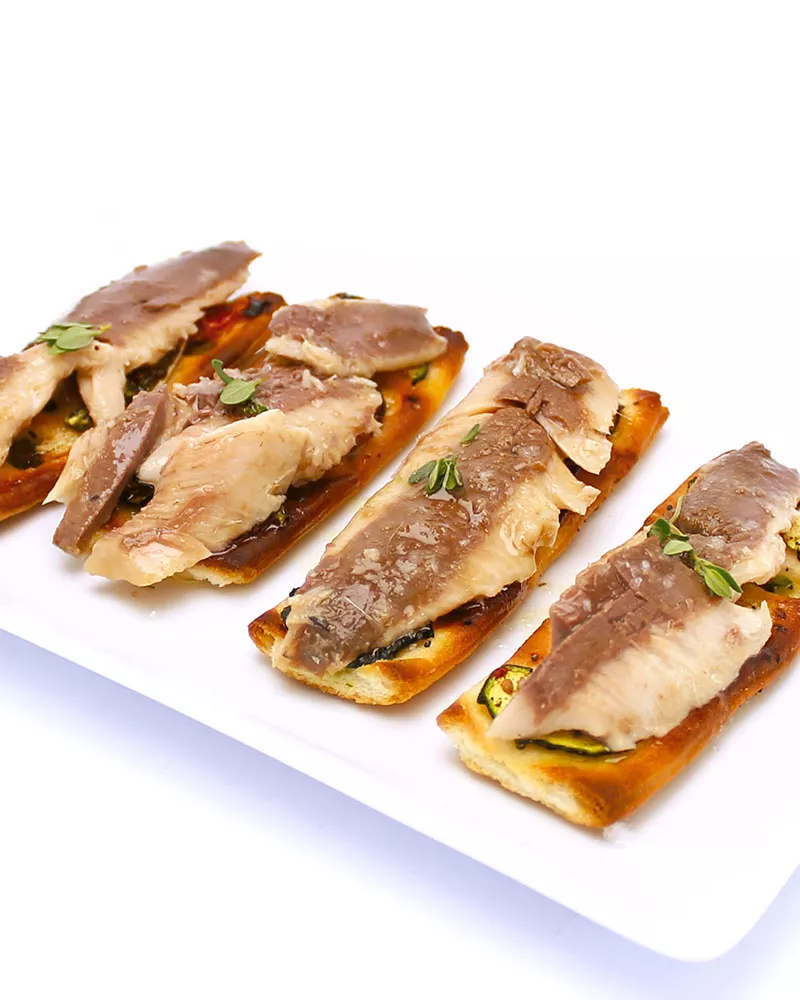 La Brujula Filetes de Sardina en Aceite de Oliva 130gr, emplatado