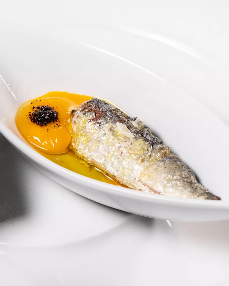 Ramon Pena Sardinas en Aceite de Oliva 15 20 piezas, emplatado