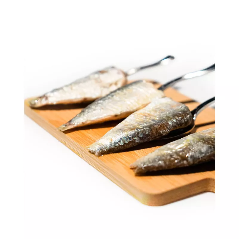 Ramon Pena Sardinas en Aceite de Oliva 3 5 piezas, emplatado