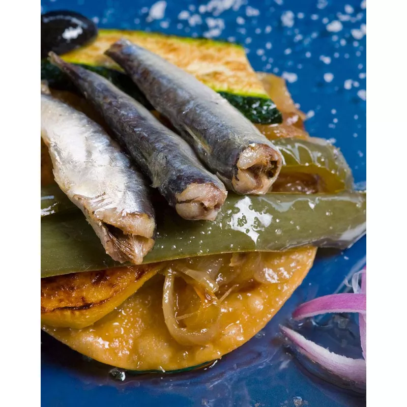 Ramon Pena Sardinas en Aceite de Oliva 30 35 Piezas, emplatado