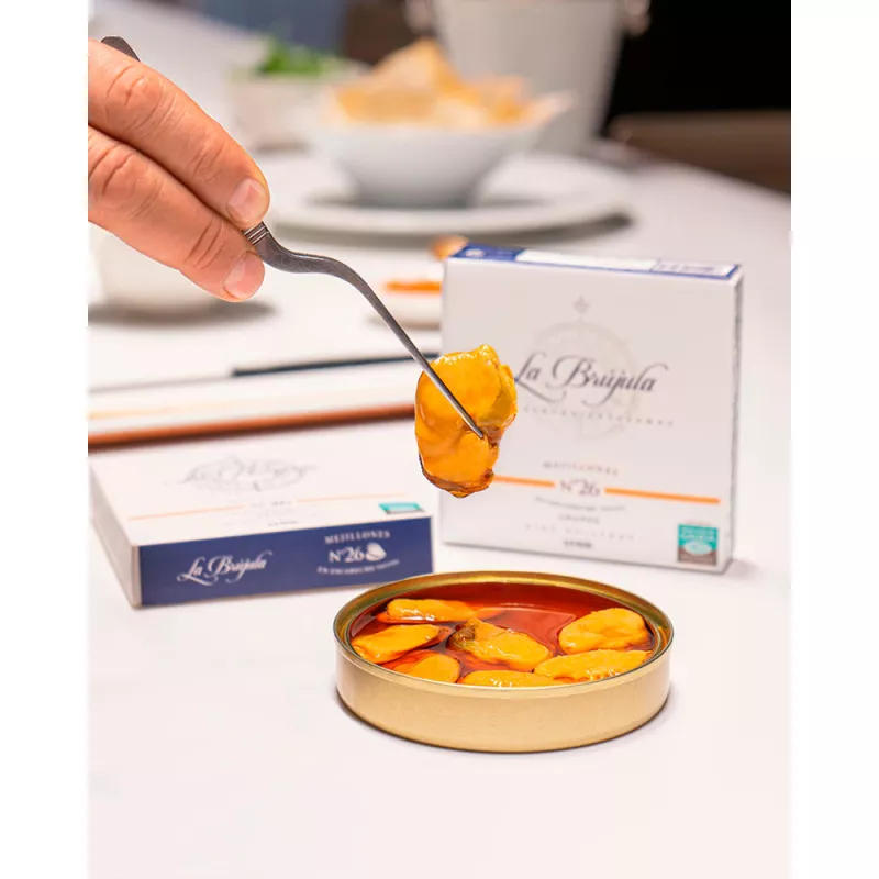 La Brújula Mejillones en Escabeche Frito 6-8 piezas emplatado